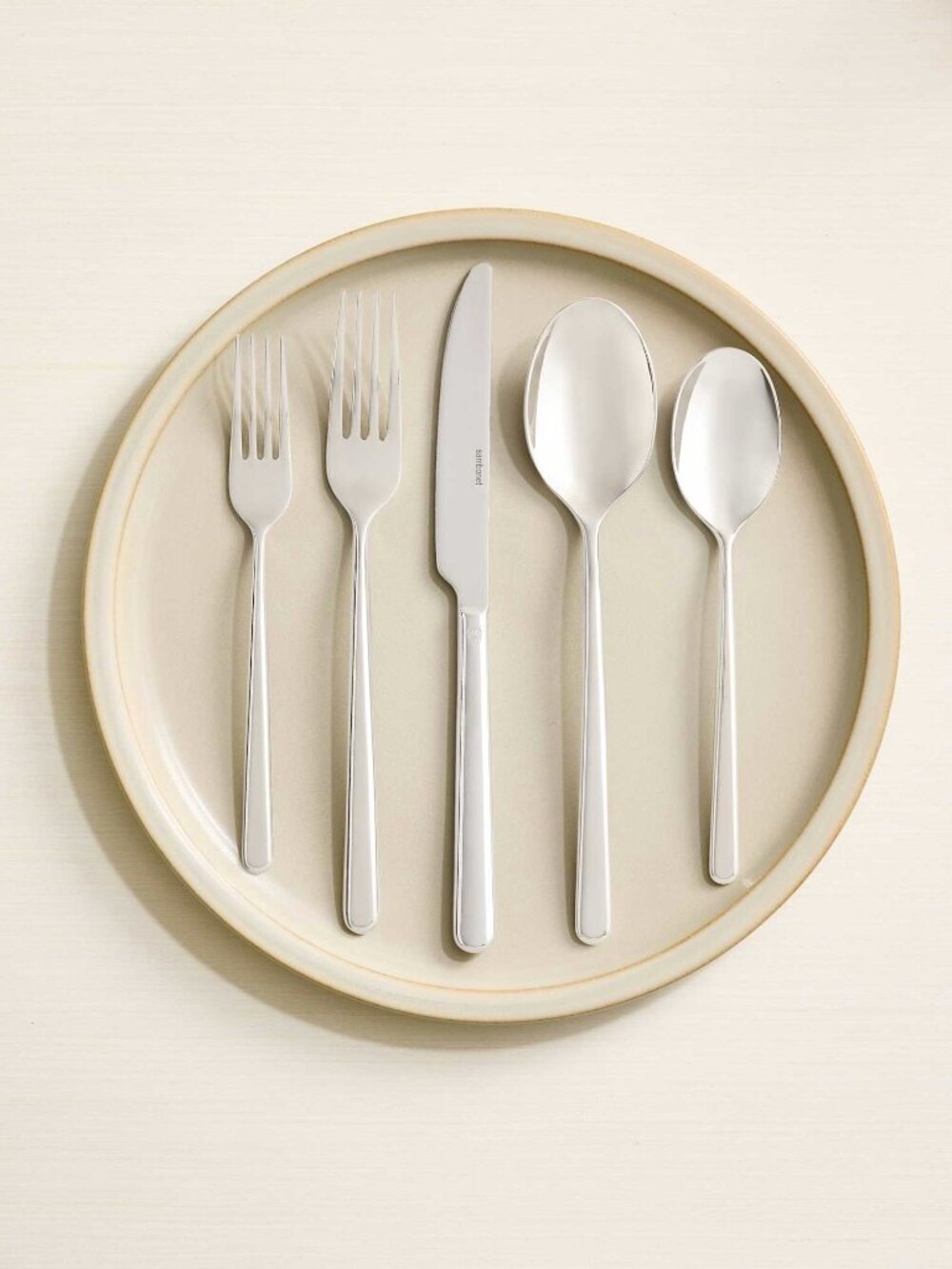 Gia Minimalist 20 Piece Flatware Set - Polished Stainless Steel